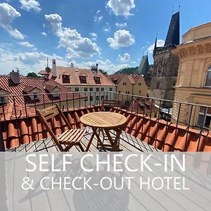 Apart Otel Charles Bridge & By Sivek, Prag